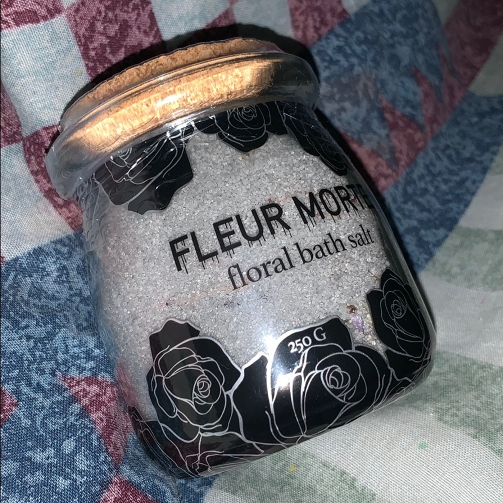 2x Floral Bath Salts